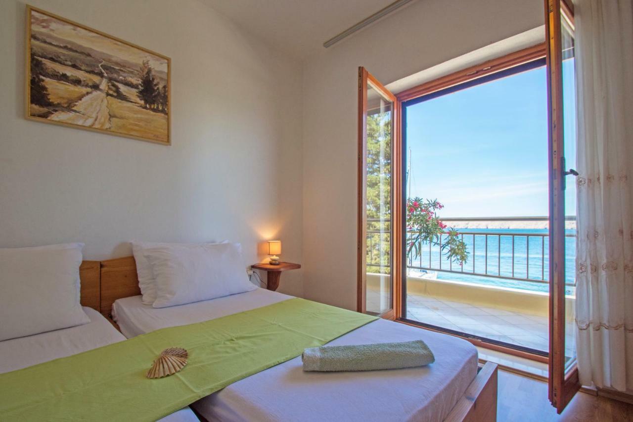 Apartmani Viktorija Jadranovo Buitenkant foto